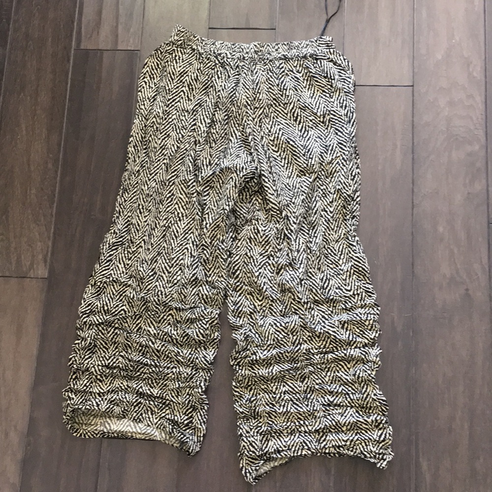 High Rise Bogo Tribal Pants - Picture 4 of 5